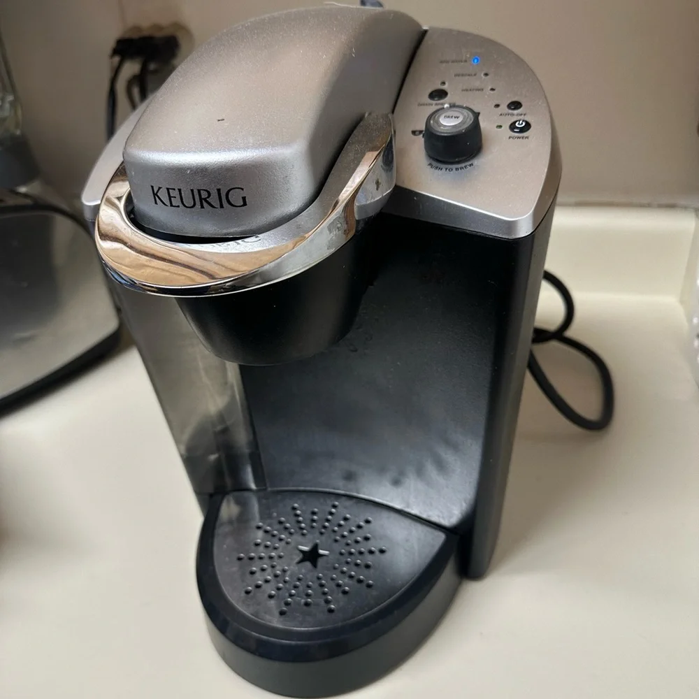 Keurig Machine - Picture 4 of 5